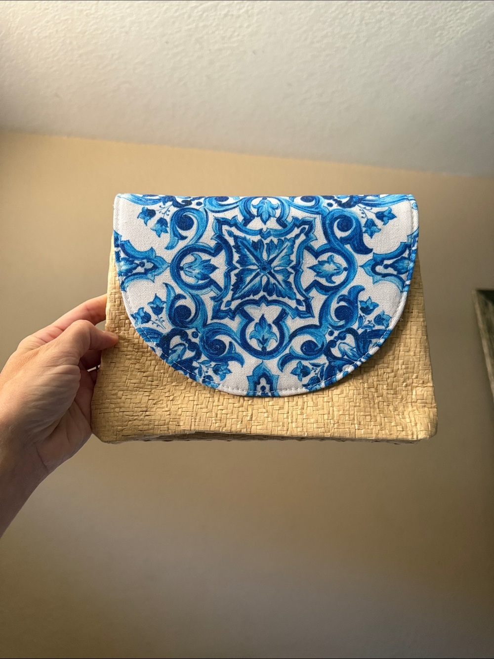 Dolce and gabbana light blue Print Straw Clutch
